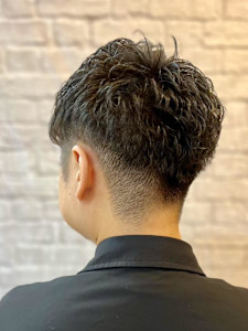 アップバングショート