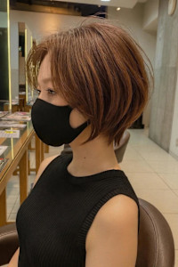 【小田急相模原】大人ショートボブ×白髪ぼかし - LOHAS by KENJE掲載