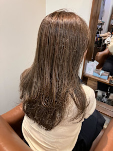 オリーブグレージュ - Camino Hair Design掲載