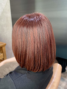 コーラルピンク