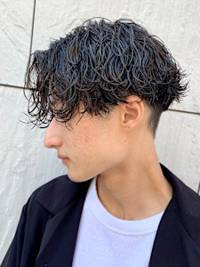 波巻きスパイラルツイストスパイラルパーママッシュメンズヘア - Genie -メンズカット & メンズパーマ 本厚木掲載