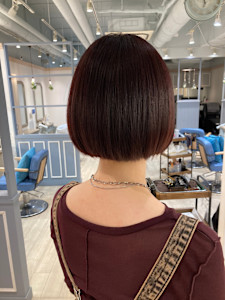 ワインレッド秋トレンドカラーミニボブ赤羽美容院 - CHAINON 赤羽店掲載