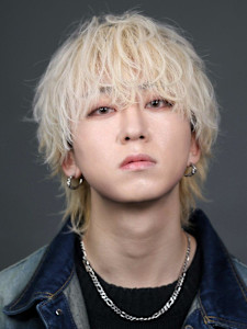 ツイストスパイラルパーマスパイラルパーマミディアムウルフ - LIPPS hair 池袋【リップスヘアー】掲載