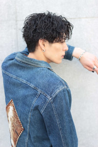 ニュアンスフェザー渋谷駅/学割U24/メンズサロン/フェザー - BLUCK Men's hair 渋谷【ブラック メンズヘア シブヤ】掲載