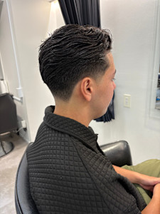 バーバーメンズオールバックテーパーフェード/渋谷/代々木 - INTRO . by Fi-Ne 渋谷【イントロ バイ フィーネ シブヤ】掲載