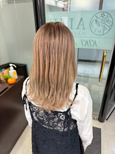 ハイトーンカラー - AIZU本厚木 白髪ぼかし ハイライト バレイヤージュ 髪質改善掲載