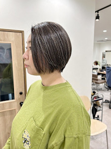 ☆ショートボブ　白髪ぼかしハイライトグレージュ - ambitious 本川越店【アンビシャス】掲載