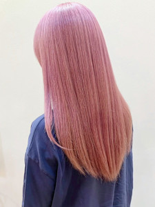 ペールピンク ダブルカラー ケアブリーチ セミロング - Beautissimo 川越掲載