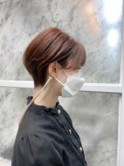 くびれショート×レッドブラウン