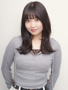 グレージュ ダメージレスカラー ツヤ髪 前髪あり セミロング - 髪質改善 SEPT. 天神大名掲載