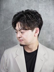 ショートセンターパート - ヒロ銀座barbershop 福岡本店掲載