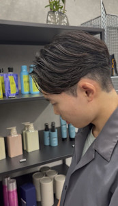 セット次第でオンオフどっちもキマる万能スタイル