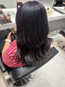 暗めパープル - K&K  ブリーチ/ダブルカラー/プルエクステ/縮毛矯正/髪質改善掲載