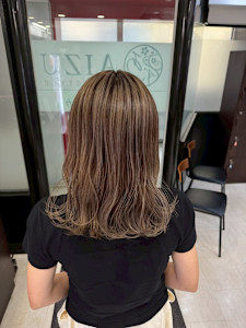 ハイトーンカラー - AIZU本厚木 白髪ぼかし ハイライト バレイヤージュ 髪質改善掲載