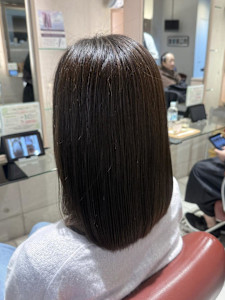 オリーブグレージュで叶う大人の抜け感ボブ - EMU international 春日部本店掲載