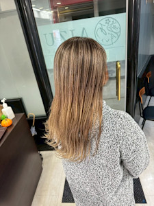 外国人風カラー - AIZU本厚木 白髪ぼかし ハイライト バレイヤージュ 髪質改善掲載