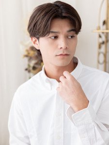 ツーブロック前髪パーマ暗髪テーパーフェード　チャコールグレー - COVER HAIR bliss【カバーヘア ブリス】上尾/上尾西口店掲載