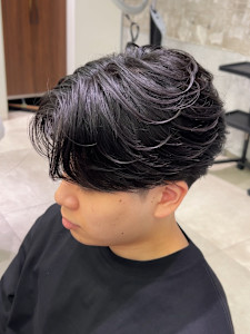 【LIPPS横浜】フェザーパーマ／フェザーショート