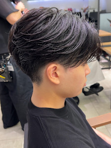 【LIPPS横浜】フェザーパーマ／フェザーショート