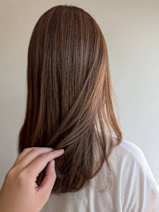 ブラウンベージュ 髪質改善 顔周りカット 艶髪 ダメージレス - miroa vita 平尾掲載