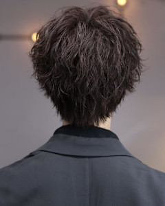 ツイストスパイラルセンターパート - LIPPS hair 川崎【リップスヘアー】掲載