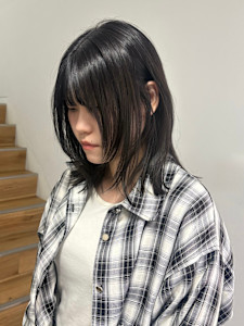 【YOKE】ダークグレーレイヤーボブくびれボブミディアム前髪