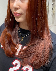 レッドカラー×レイヤースタイル - VANESSA掲載