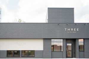 THREE by the salon(スリーバイザサロン)
