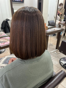 うる艶ストレートボブ - Stilla an掲載