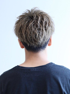 ハイミルクティーグレージュショート（ツーブロック刈り上げ） - LIPPS hair 大宮【リップスヘアー】掲載