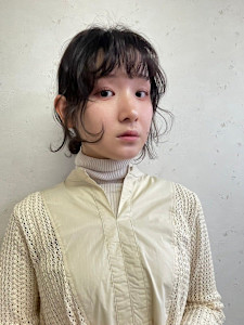 くせ毛風ウェーブ /まとめ髪アレンジ