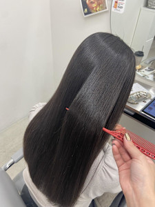 ホリスティック縮毛矯正