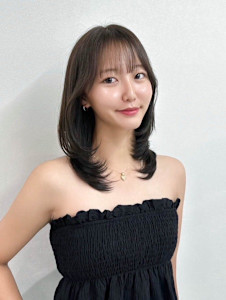 似合わせ/レイヤー/顔周り/髪質改善/韓国風/ミディアムレイ - Elsa the beauty 神戸三宮 ～似合わせ＆髪質改善＆酸性縮毛矯正～掲載