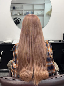 サーモンピンクカラー/ピンクカラー/ハイトーンカラー/元町 - AO。掲載