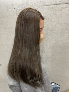 アッシュグレー