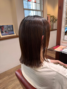 【美シルエット】似合わせ切りっぱなしボブ+髪質改善ストレート
