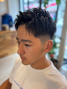 爽やかアップバングヘア【平塚・秦野・二宮・小田原・茅ヶ崎】