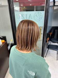 ハイライトカラー - AIZU本厚木 白髪ぼかし ハイライト バレイヤージュ 髪質改善掲載