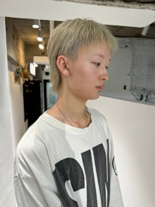 ホワイトベージュブリーチカラー - YOKE掲載