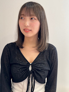 【YOKE】ミルクティーベージュヘーゼルベージュレイヤーボブ - YOKE掲載