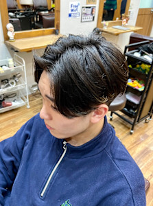 センターパートニュアンスパーマ