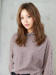 ウェーブ/セミディ/大人女性 - ヘアーサロン ソシエ 上大岡店掲載