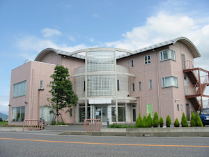 モア アヴァンセ