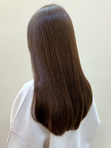 ベージュカラー 髪質改善 ストレートヘア うるつや