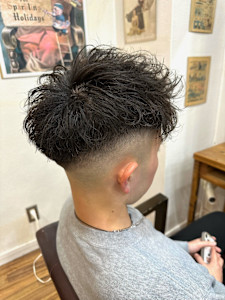 アップバングフェードパーマ