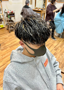 ナチュラルツイストパーマハイライト