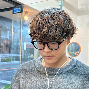 くせ毛も収まるクリームパーマ/シャドウパーマ