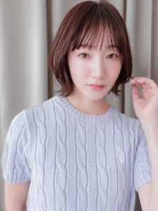 シースルーバングウェットヘア外ハネ小顔ウルフボブ30代40代