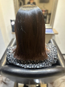 切りっぱなしロングボブ