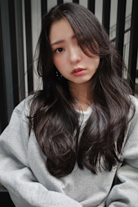 顔周りカット 小顔カット グレージュカラー 透明感カラー